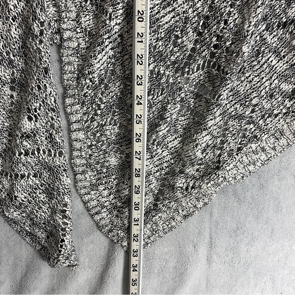 Reitmans Open Front Shark Bite Cardigan Size Medium Light Knit Heather Grey - Picture 10 of 10